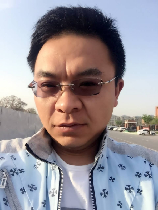 执着的等待的第一张照片--惠安婚介网