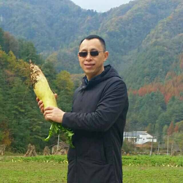 墨迹男的第一张照片--惠安婚介网