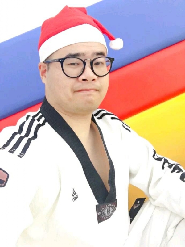 何当重相见的第一张照片--惠安婚介网