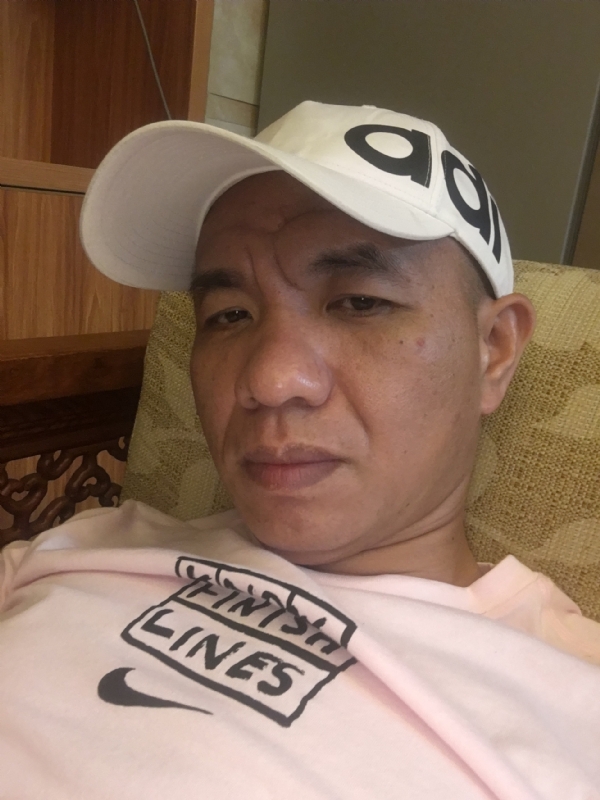 坚持到底的第一张照片--惠安婚介网