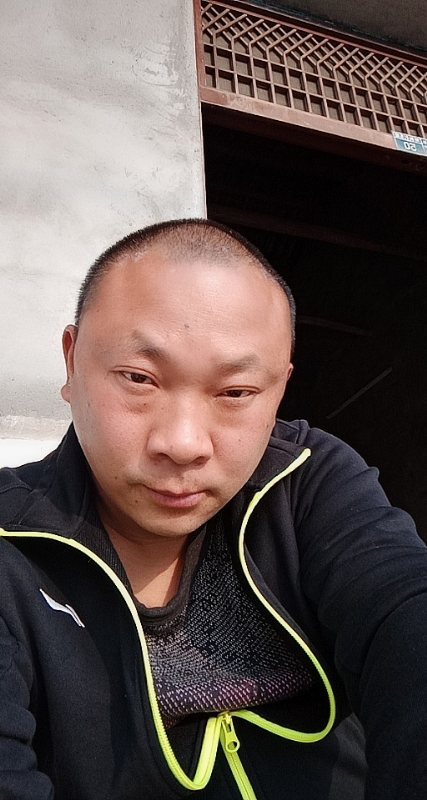 马克的第一张照片--惠安婚介网