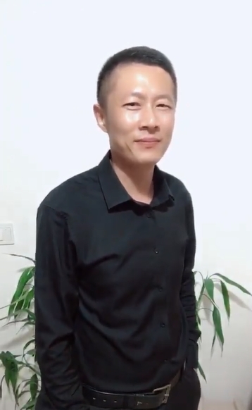 地huhi的第一张照片--惠安婚介网