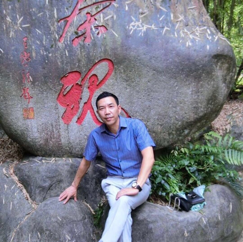 老·黄的第一张照片--惠安婚介网