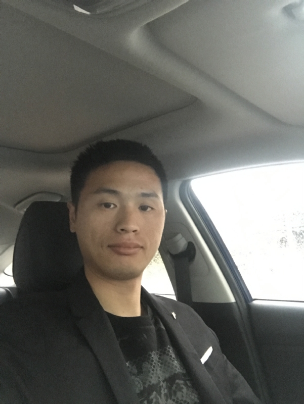 向前走的第二张照片--惠安婚介网