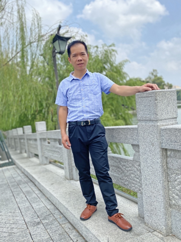 奇峰向阳的第一张照片--惠安婚介网