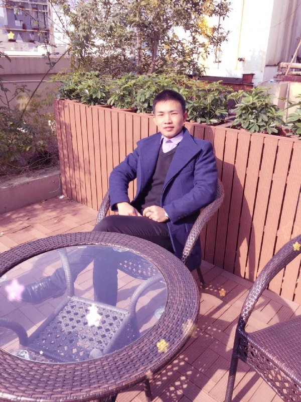 哥哥的第一张照片--惠安婚介网