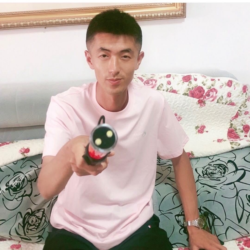 转身留下孤独的她的第一张照片--惠安婚介网
