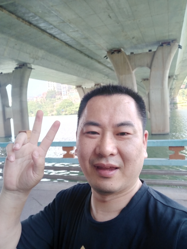 上人的第一张照片--惠安婚介网
