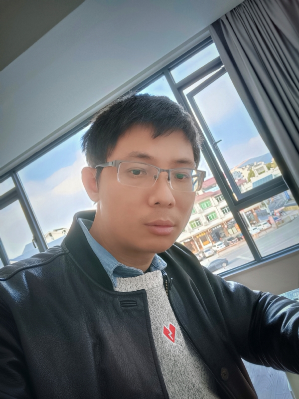 也许只是缺少一个拥抱的第二张照片--惠安婚介网