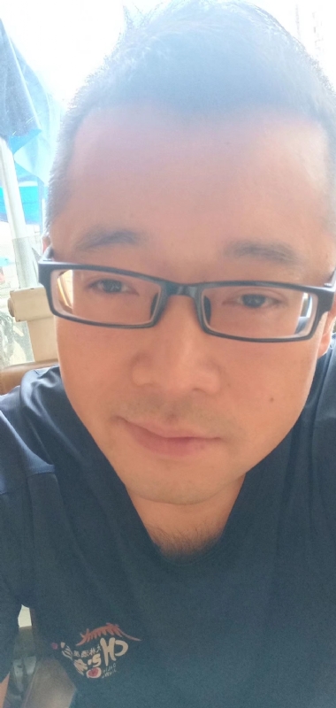 雅痞的第一张照片--惠安婚介网