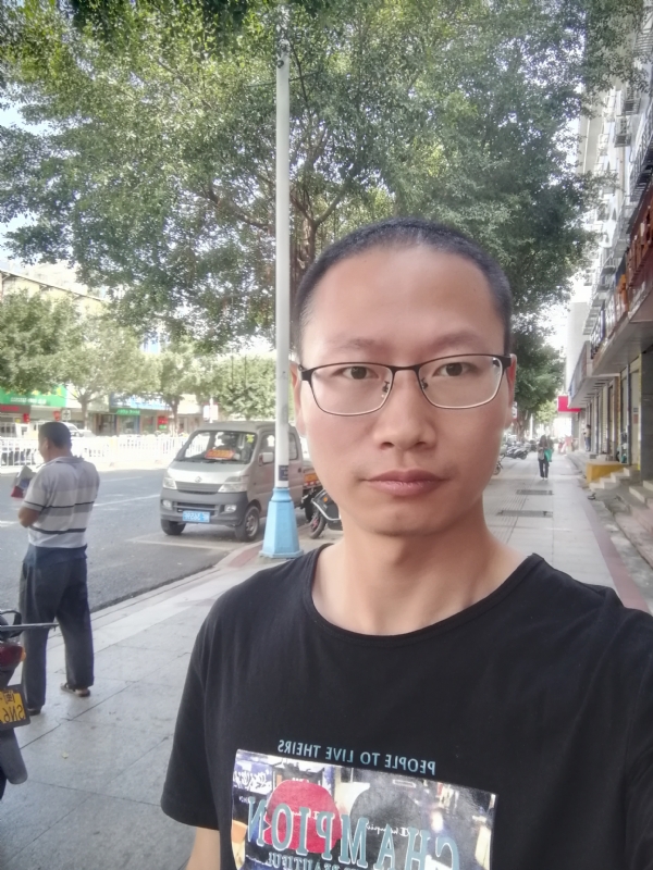 老虎的第一张照片--惠安婚介网