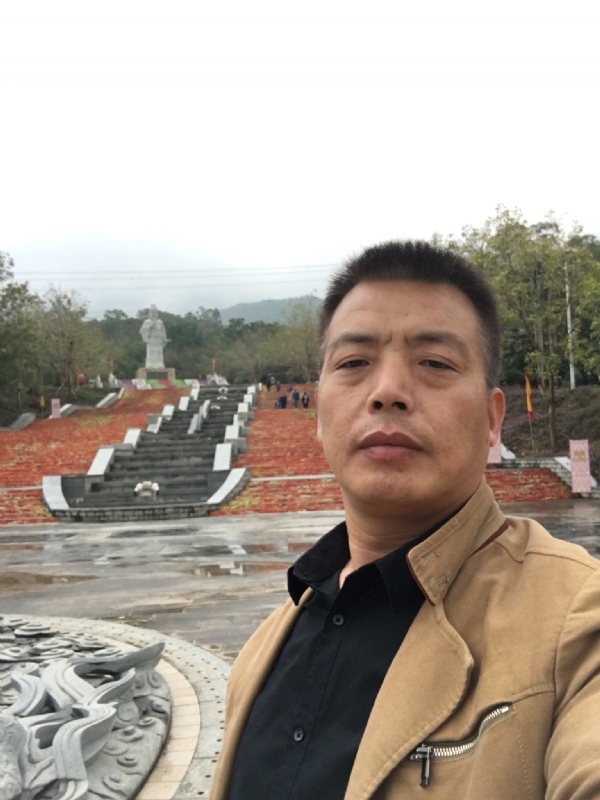 开心的松鼠的第一张照片--惠安婚介网