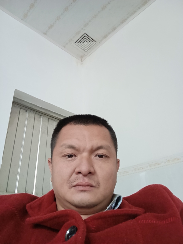 兰成龙的第一张照片--惠安婚介网