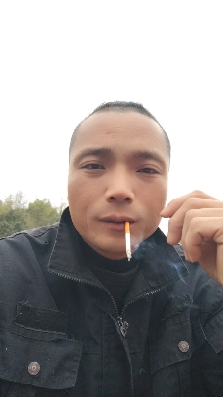 伯爵的第一张照片--惠安婚介网